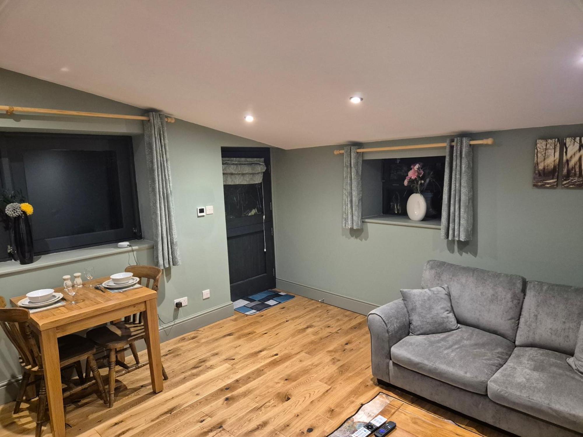 Charming 1 Bed Peak District Barn Conversion Foolow Bagian luar foto